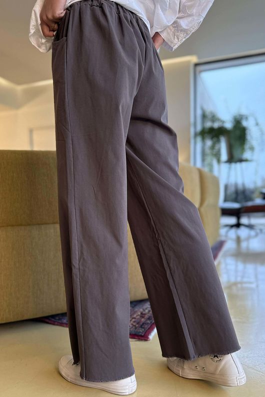 Luxury Raw Kick Magic Trouser Chocolate